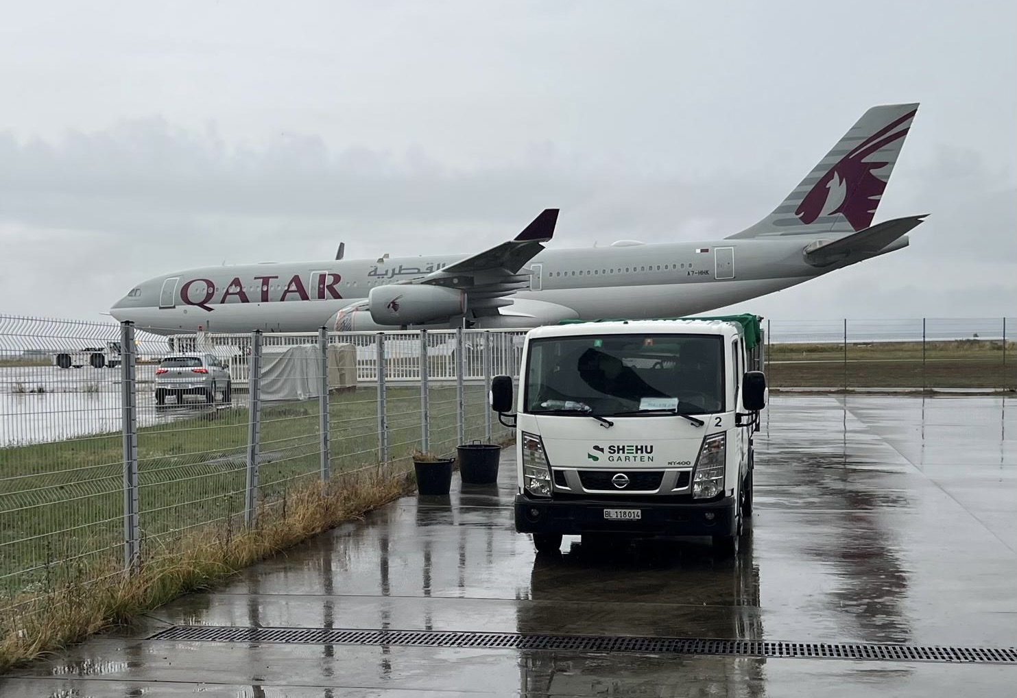 Shehu Garten Einsatz bei Jet Aviation Flughafen